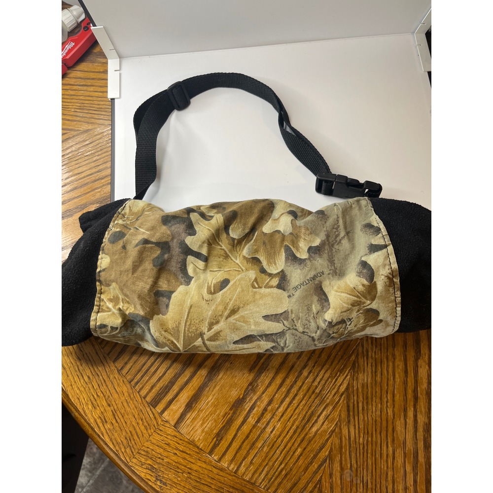 Advantage Camouflage‎ Hand Warmer Muff Fleece Lined Adjustable Strap Zip Pocket